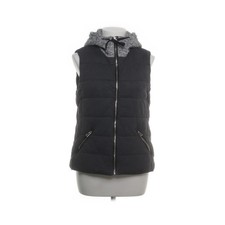 FB Sister, Outdoor Weste