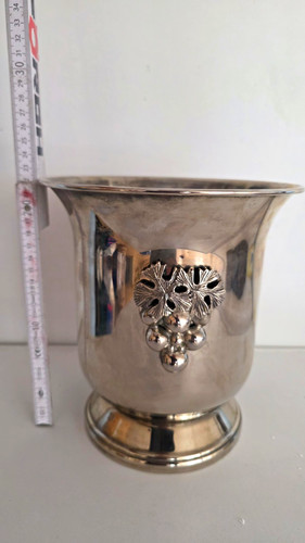 Weinkühler aus metall silber - weinkühler,