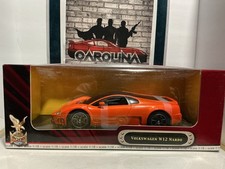 1:18 ROAD SIGNATURE DIE CAST-
