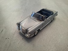 Mercedes-Benz 280 SE