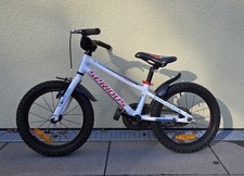 Serious Superhero 16" Zoll