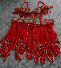 Bauchtanz Kostüm BH, Gürtel mit angesetzem Rock rot silber gold weiss und Strass