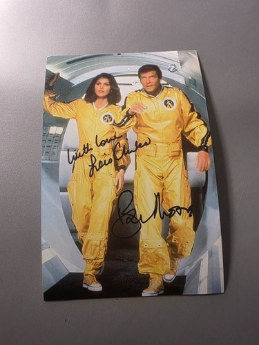 Roger moore lois chiles - roger,