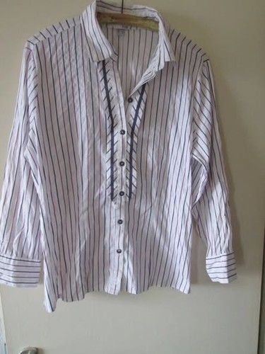 Weiße bluse mit lila - bluse,