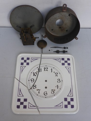 Alte defekte wanduhr - alte,