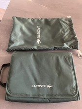 Lacoste The Essential Herren Reisetasche mit Staubschutzhülle Tasche Brandneu