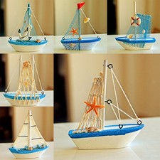 Segelboot aus Holz, Segelboot