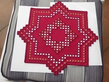 Hardangerdecke Stern Decke Hardanger weinrot bordeaux Stern gold 33 x 35 cm