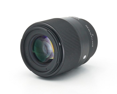 Sigma 30mm dc dn für - dn,