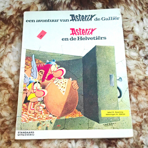 Standaard uitgeverij asterix - standaard,