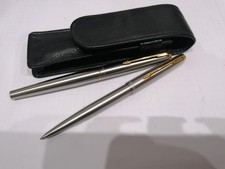 Parker 45 Kugelschreiber  u.Füller Lederetui