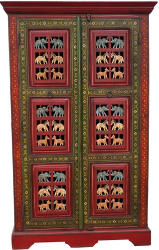 Kleiderschrank mit