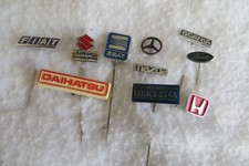 10 Stück   Anstecknadel -  Abzeichen - Pin - Automarken - Fiat - Seat - Ford usw