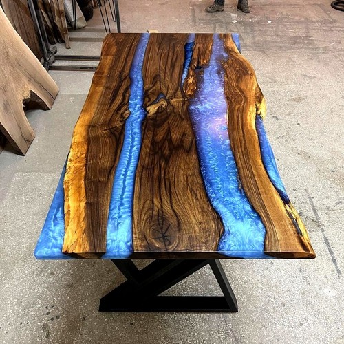 Ocean blue epoxy - epoxy, river