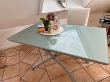 Tisch . Ligne Roset  . YOYO . 