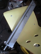 Oldtimer Unimog 404 Blechabschnitt Windschutzscheibenrahmen Reparaturblech