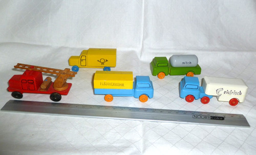 Verschiedene kleine autos - verschiedene,
