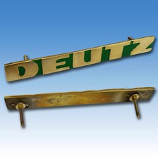 Deutz Haubenschriftzug