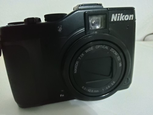 Nikon coolpix p7000 mp - coolpix,