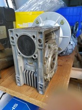 NMRV 75 GETRIEBE Übersetzung 1:100 - MOTOVARIO