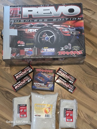 Traxxas revo 8 - revo, 1:8
