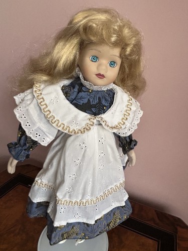 Vintage porzellanpuppe aus - vintage,