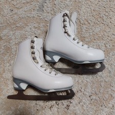 Jackson Kinder Eiskunstlauf