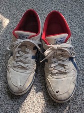 Asics H900N gern getragen, völlig fertig.