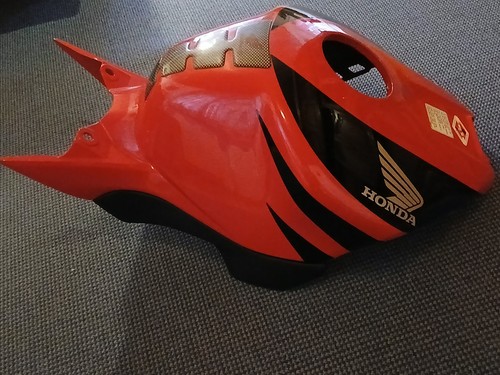 Honda cbr 1000 sc57 - honda,