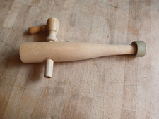 Alter Holzzapfhahn   für Bier
