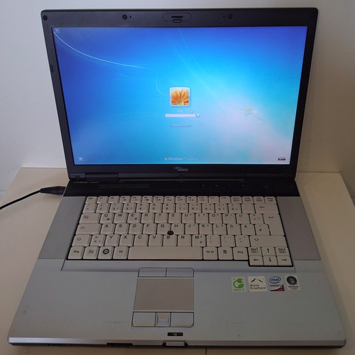 Fujitsu siemens lifebook e8420 - fujitsu-siemens,