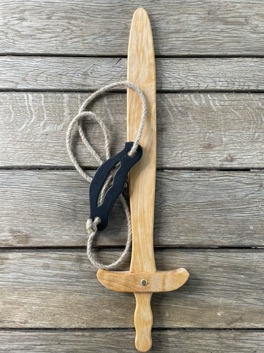 Holzschwert mit halterung - holzschwert,