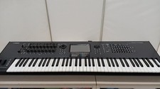 Yamaha Montage 7 Synthesizer Keyboard