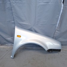 K22 VW Golf 4 1J IV Kotflügel vorn rechts Beifahrerseite Silber klein Rost