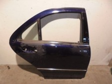 220730020528 tür hinten