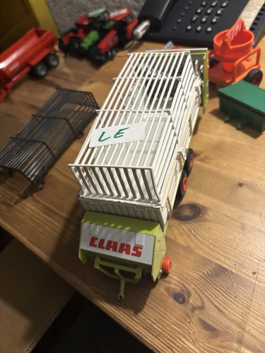 Siku farmer claas - farmer,
