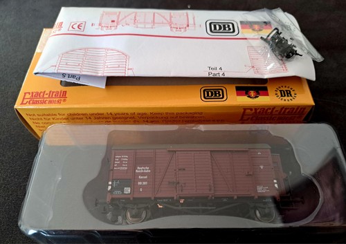 Spur exact train ex20293 - spur,