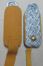 1 paar  NVA Schulterstücke