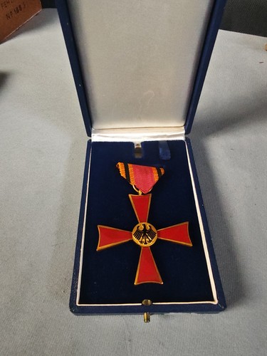 Brd bundesverdienstkreuz orden - bundesverdienstkreuz,