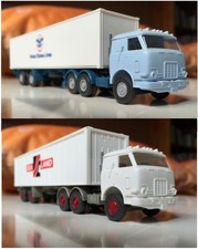Wiking Modellfahrzeuge, H0 1:87 LKW 527/3 und 527 'United States Lines'