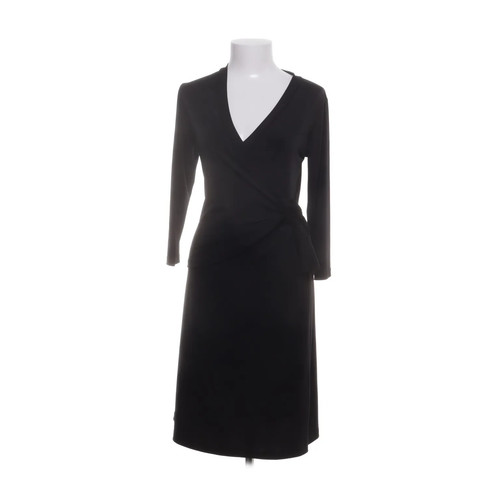 Kara makan wickelkleid - kara,