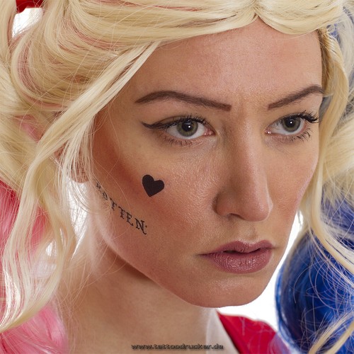 Harley quinn tattoo bogen - x,