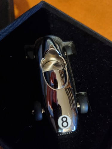 Briefbeschwerer rennwagen - rennwagen,