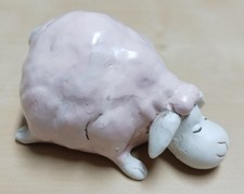 Dekoratives   Keramik  Schaf  ca. B/H/T  10 x 7 x 6,5 cm 120 gr.