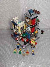 LEGO CREATOR: Stadthaus mit Zoohandlung & Café (31097) Unvollständig 