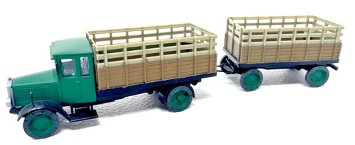 Man lastzug mit holz - man, /