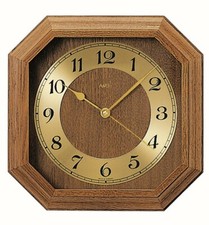 AMS 5864/4 Wanduhr mit batteriebetriebenem Quartzwerk