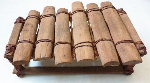 Balafon mit klingen antik - mit,