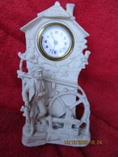 Biskuitporzellan Weiß Uhr