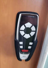 Fernbedienungshalterung für